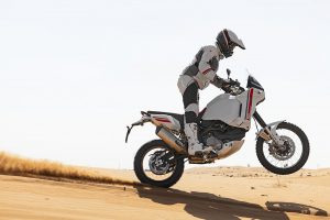 Ducati DesertX 2022: “Επανάσταση” για την Ducati