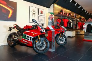 Ducati: Εντυπωσιακές εκθέσεις σε Λονδίνο και Παρίσι
