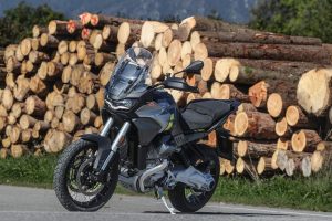 Moto Guzzi Stelvio 1000: Χαρακτηριστικά καθυστερημένη άφιξη