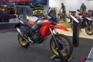 QJMotor SRT800RX 2025: Στο δρόμο που χάραξε η Ténéré