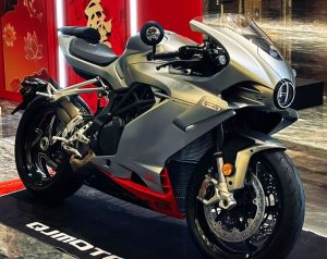 QJMotor Super9: Κινέζικο superbike που “κάτι” θυμίζει…