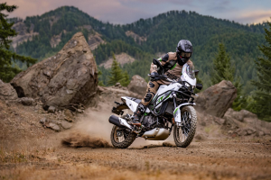 Kawasaki KLE 500 2026: Η αναγέννηση ενός θρύλου